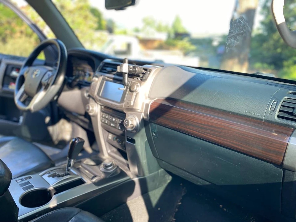 2016 Toyota 4Runner 5th Gen - Image 13 of 16