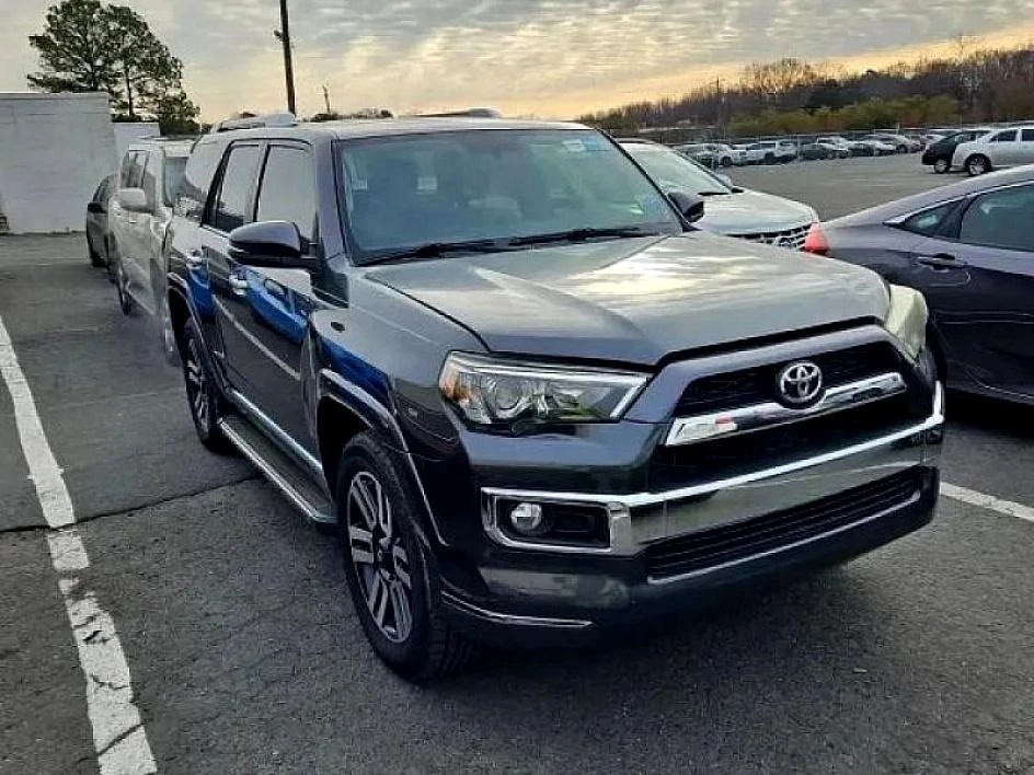 2016 Toyota 4Runner 5th Gen - Image 9 of 12