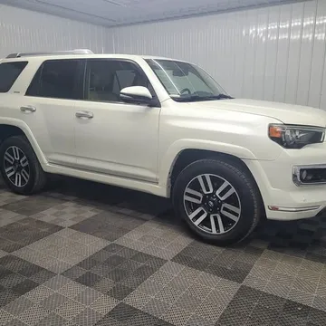 2016 Toyota 4Runner Limited Sport Utility 4D