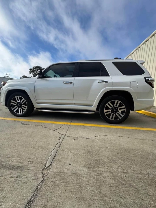 2016 Toyota 4Runner 5th Gen - Image 18 of 20