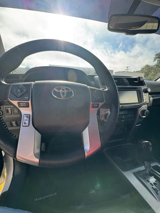 2016 Toyota 4Runner 5th Gen - Image 8 of 20