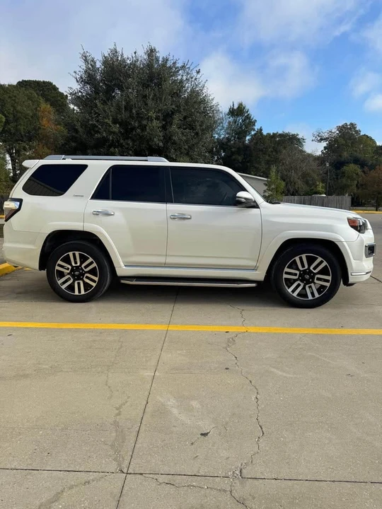 2016 Toyota 4Runner 5th Gen - Image 14 of 20