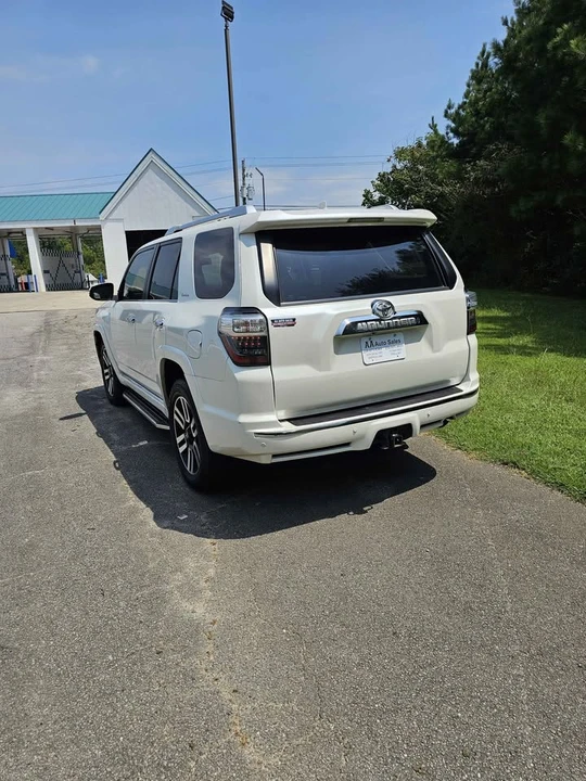 2016 Toyota 4Runner 5th Gen - Image 10 of 15