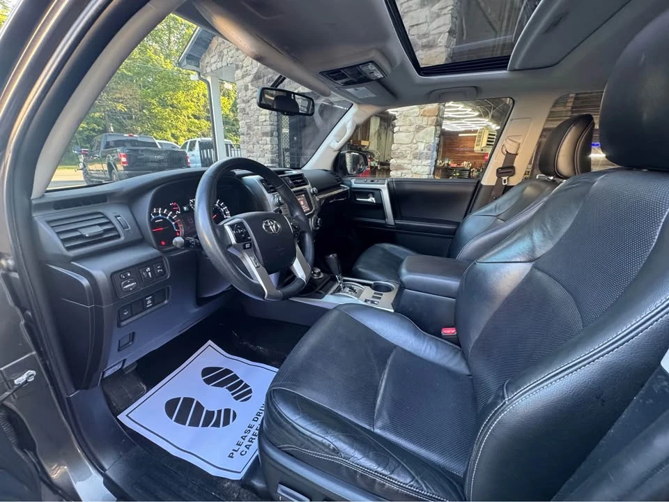 2016 Toyota 4Runner 5th Gen - Image 9 of 15