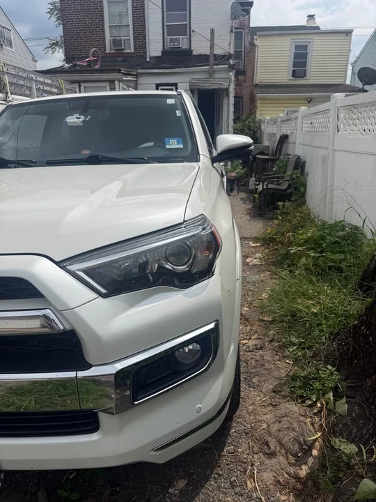 2016 Toyota 4Runner 5th Gen - Image 5 of 11