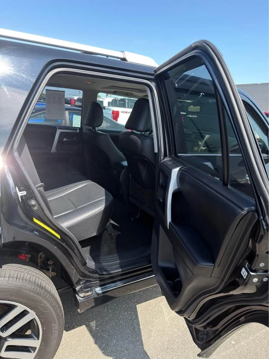 2016 Toyota 4Runner 5th Gen - Image 18 of 20