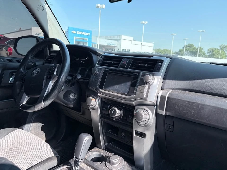 2016 Toyota 4Runner 5th Gen - Image 8 of 12