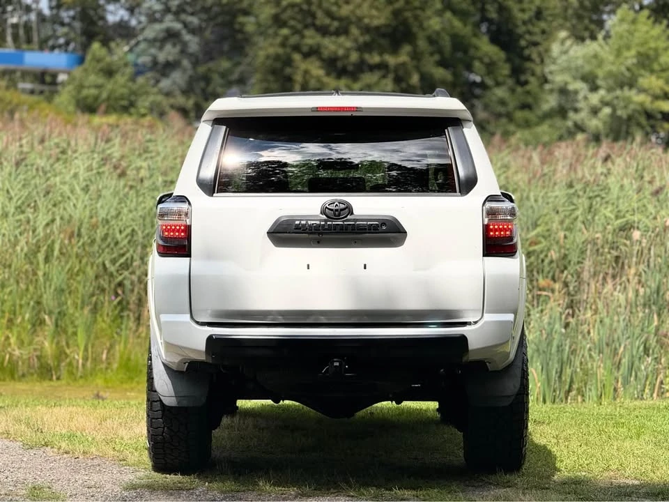 2016 Toyota 4Runner 5th Gen - Image 4 of 15