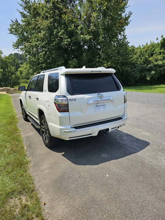 2016 Toyota 4Runner 5th Gen - Image 14 of 15