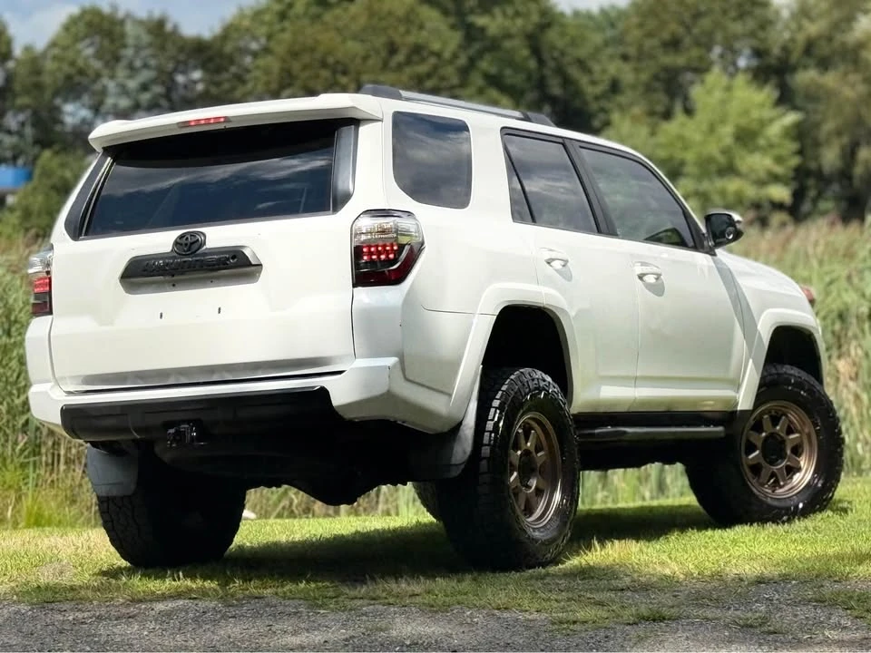 2016 Toyota 4Runner 5th Gen - Image 5 of 15