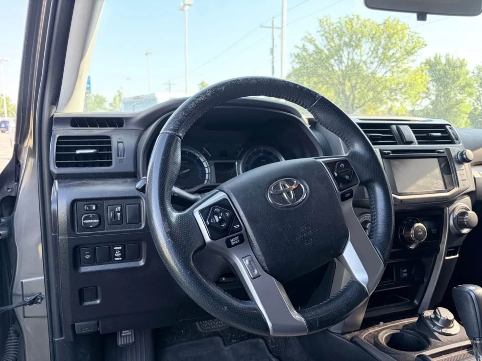 2016 Toyota 4Runner 5th Gen - Image 7 of 12