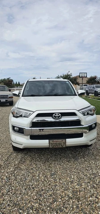 2016 Toyota 4Runner 5th Gen - Image 4 of 8