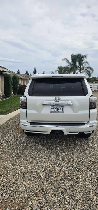 2016 Toyota 4Runner 5th Gen - Image 5 of 8