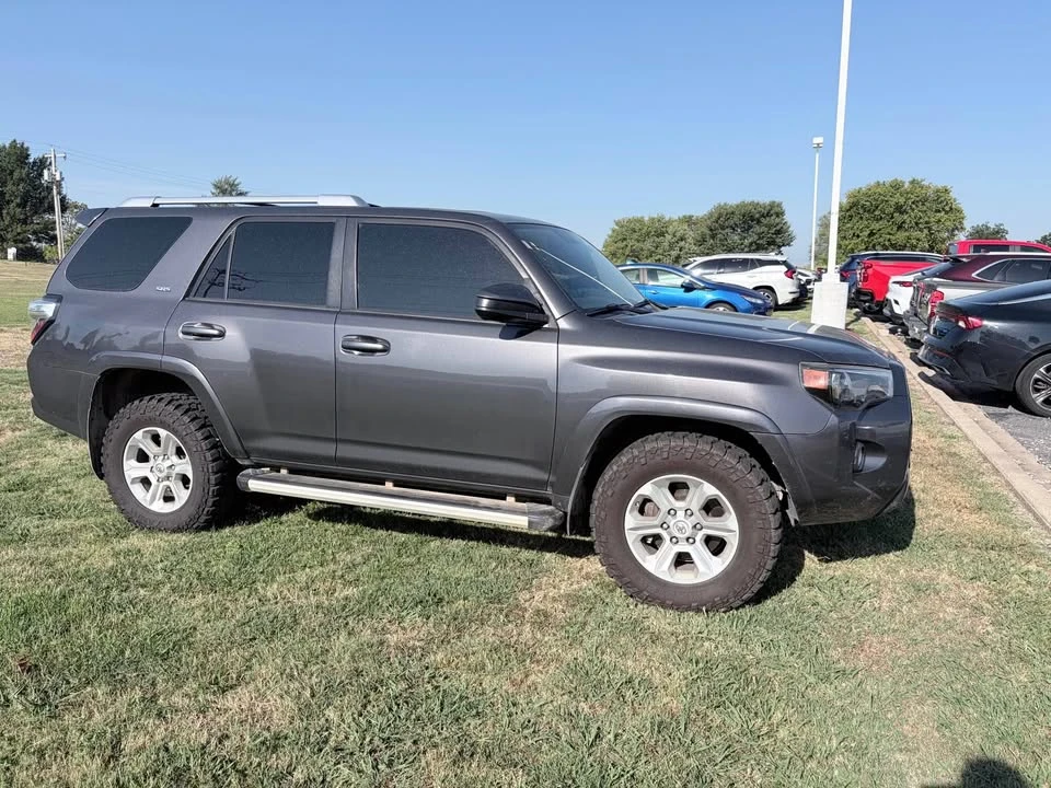 2016 Toyota 4Runner 5th Gen - Image 3 of 12