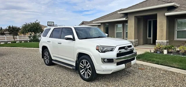 2016 Toyota 4Runner Limited Sport Utility 4D