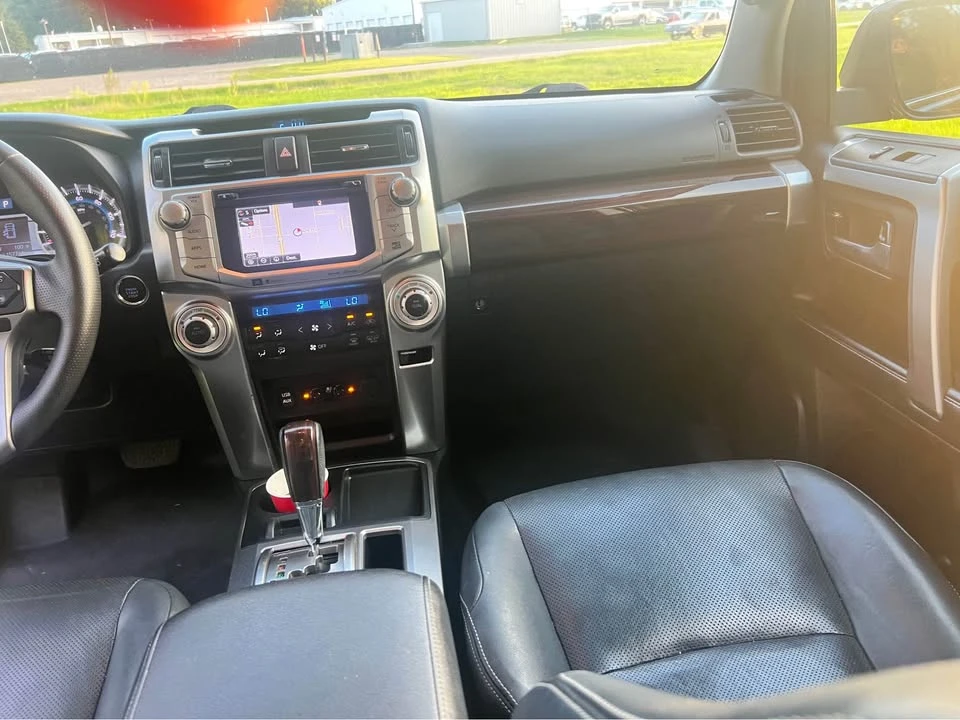 2016 Toyota 4Runner 5th Gen - Image 10 of 12