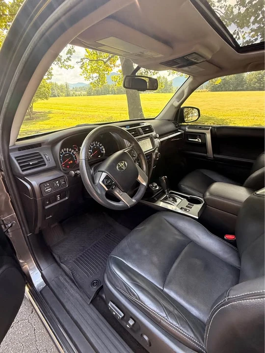 2016 Toyota 4Runner 5th Gen - Image 9 of 14
