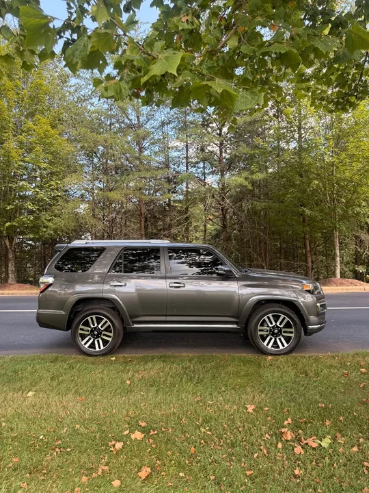 2016 Toyota 4Runner 5th Gen - Image 4 of 14