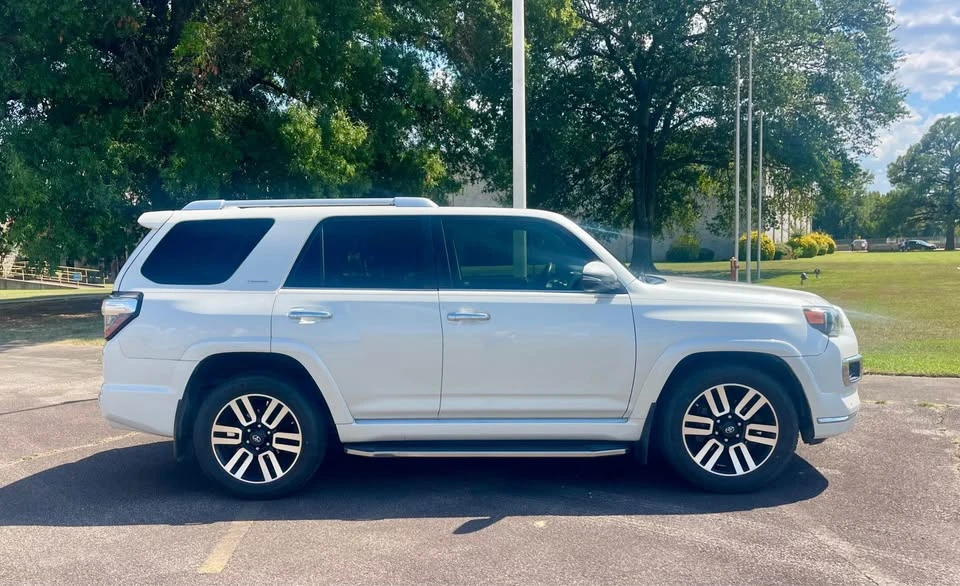 2016 Toyota 4Runner 5th Gen - Image 3 of 14