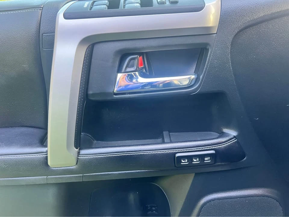 2016 Toyota 4Runner 5th Gen - Image 11 of 12