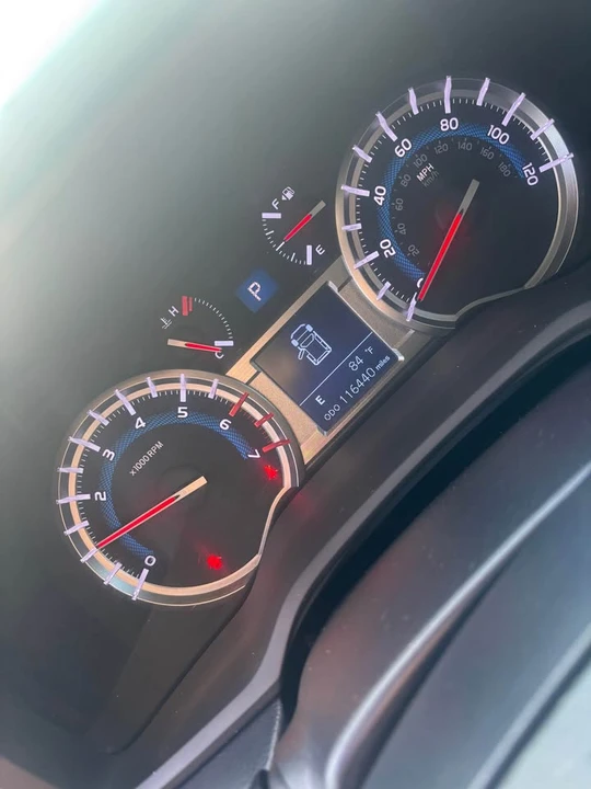 2016 Toyota 4Runner 5th Gen - Image 8 of 10