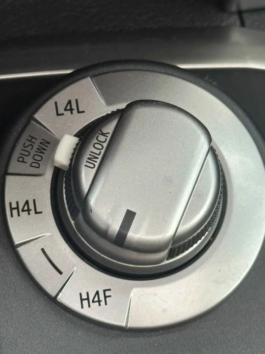 2016 Toyota 4Runner 5th Gen - Image 10 of 18
