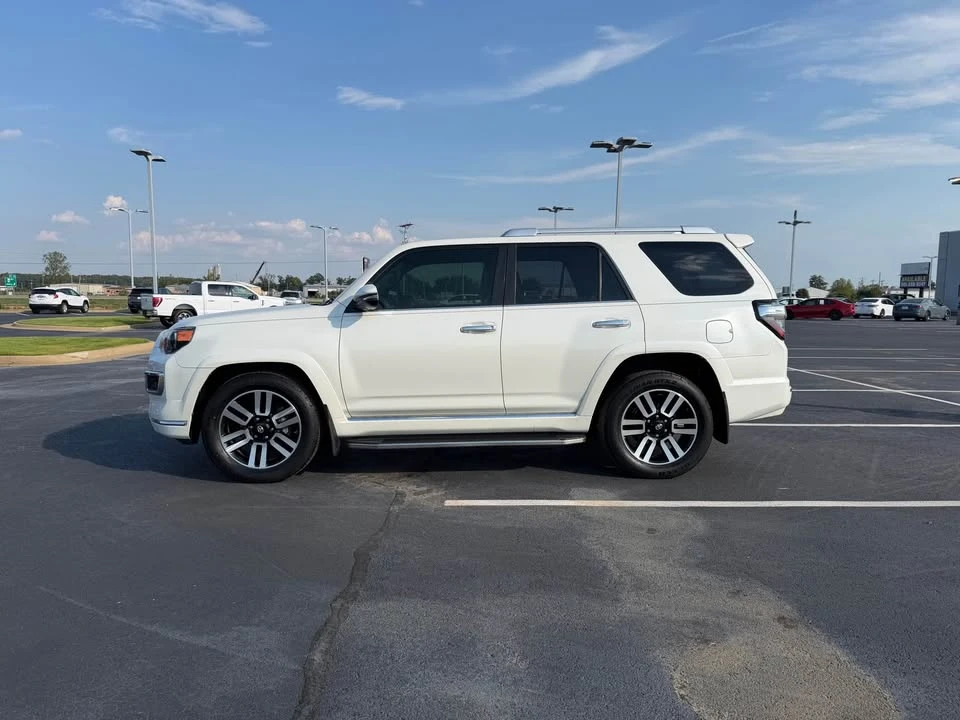 2016 Toyota 4Runner 5th Gen - Image 2 of 8