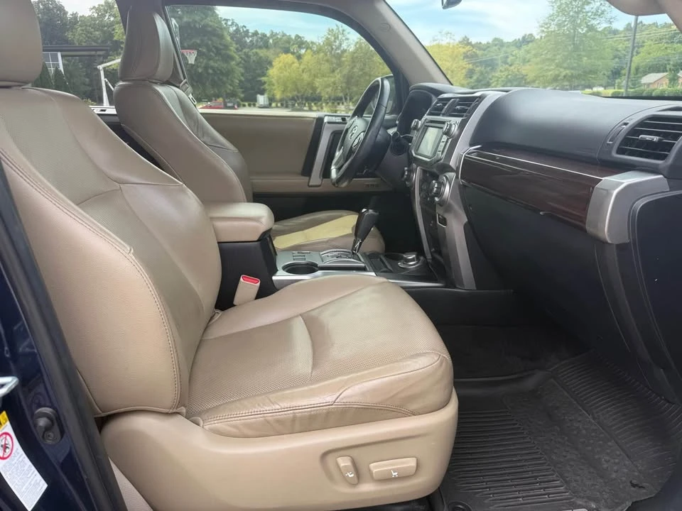 2016 Toyota 4Runner 5th Gen - Image 7 of 9