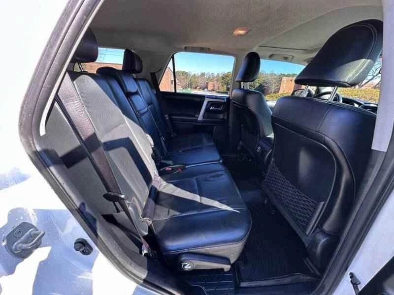 2016 Toyota 4Runner 5th Gen - Image 8 of 11