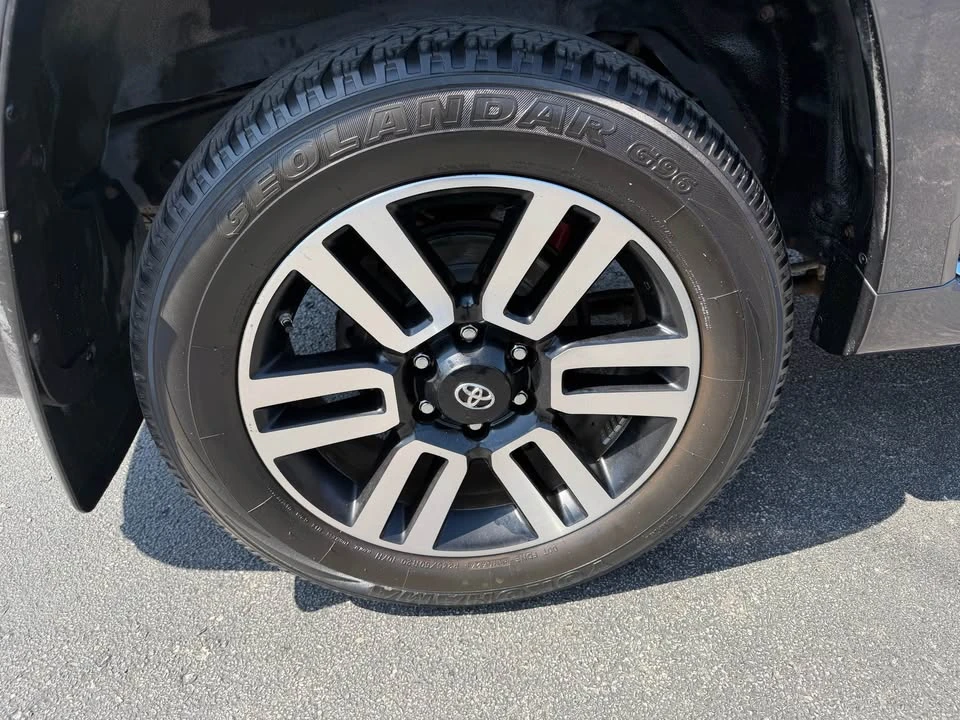 2016 Toyota 4Runner 5th Gen - Image 9 of 20