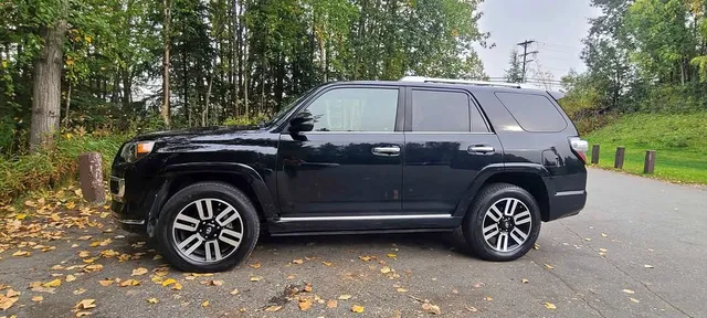2016 Toyota 4Runner Limited Sport Utility 4D