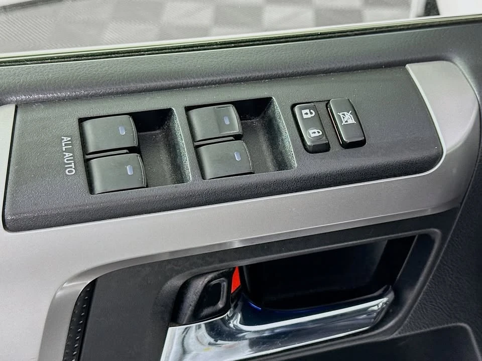 2016 Toyota 4Runner 5th Gen - Image 19 of 20