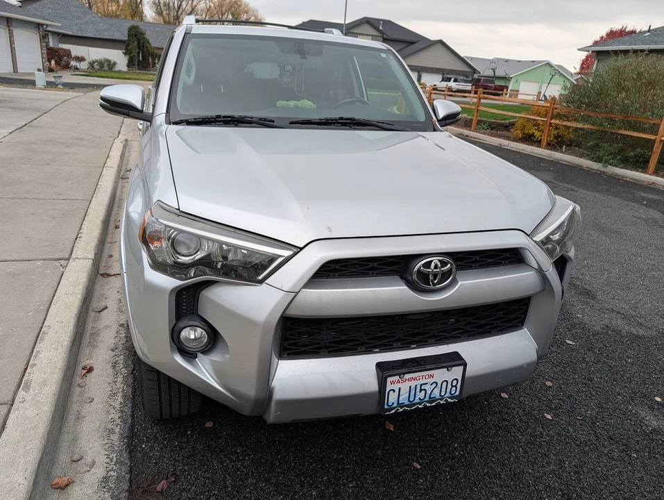 2016 Toyota 4Runner 5th Gen - Image 3 of 8