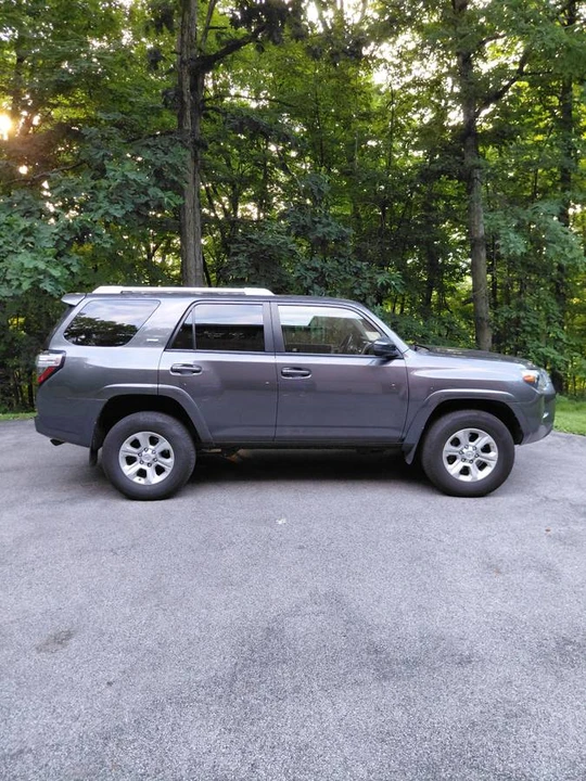 2016 Toyota 4Runner 5th Gen - Image 2 of 4