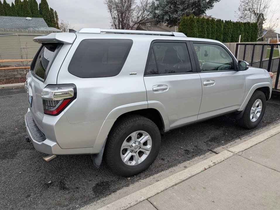 2016 Toyota 4Runner 5th Gen - Image 2 of 8