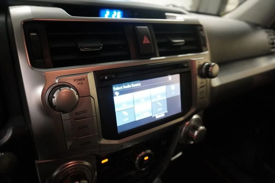 2016 Toyota 4Runner 5th Gen - Image 9 of 16