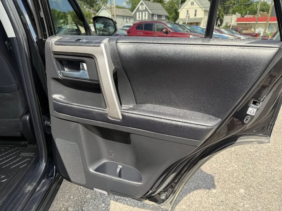 2016 Toyota 4Runner 5th Gen - Image 17 of 20