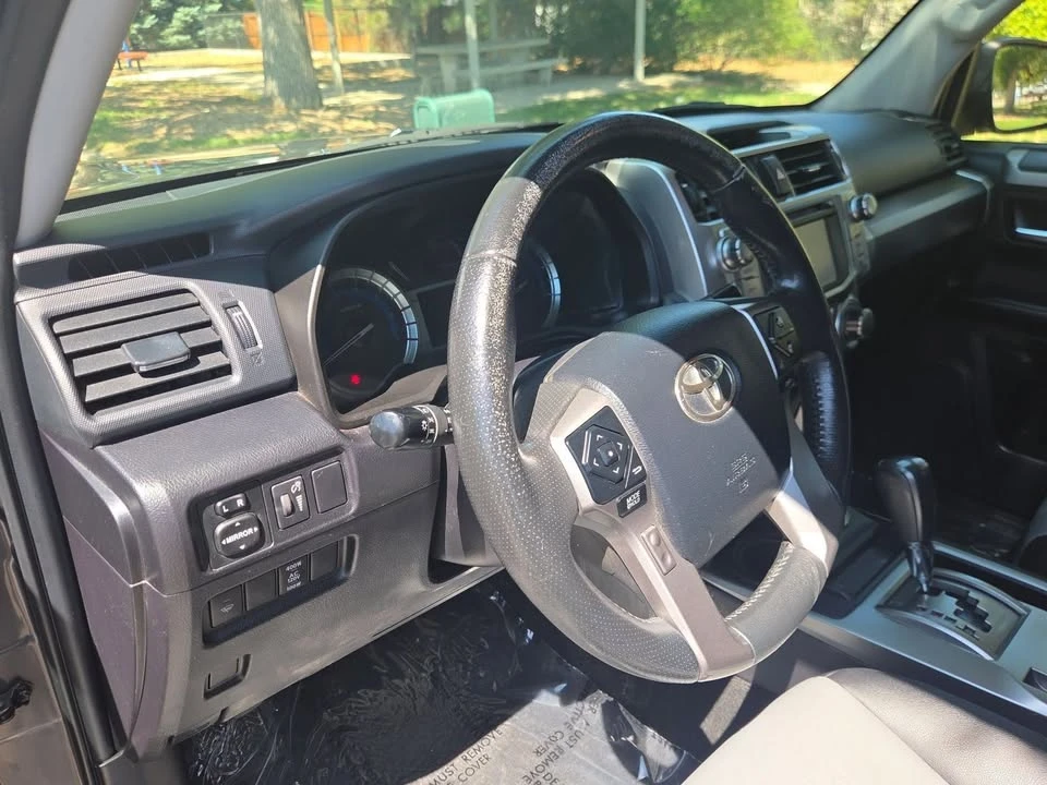 2016 Toyota 4Runner 5th Gen - Image 16 of 20