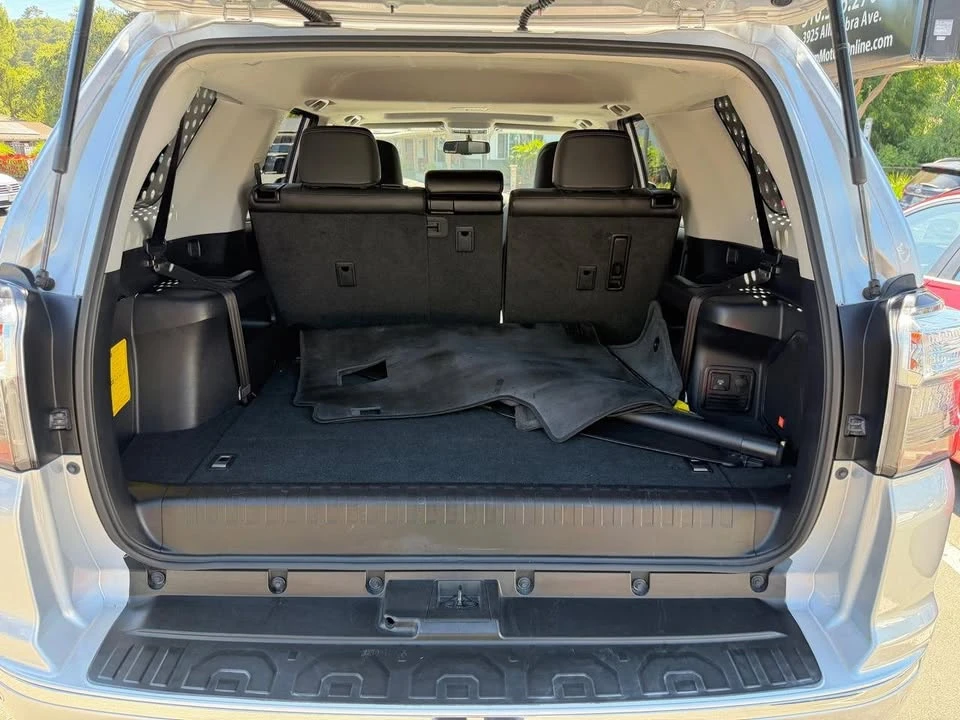 2016 Toyota 4Runner 5th Gen - Image 10 of 20