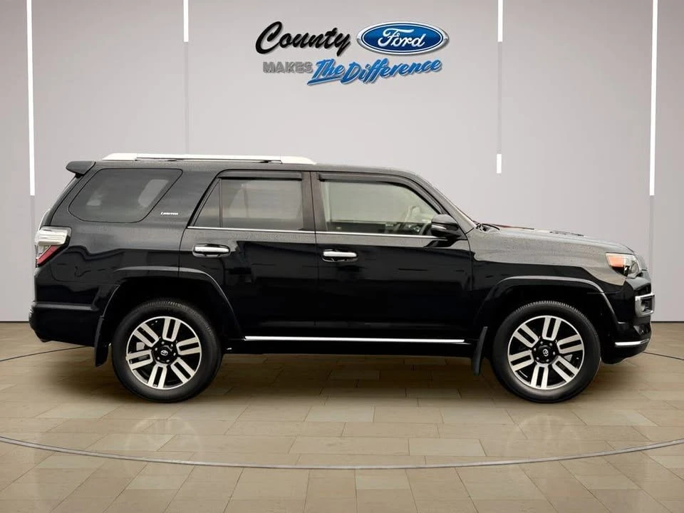 2016 Toyota 4Runner 5th Gen - Image 8 of 20