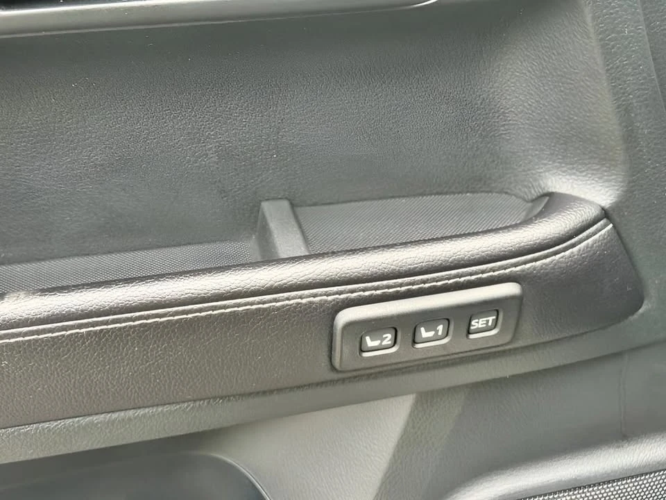 2016 Toyota 4Runner 5th Gen - Image 13 of 20