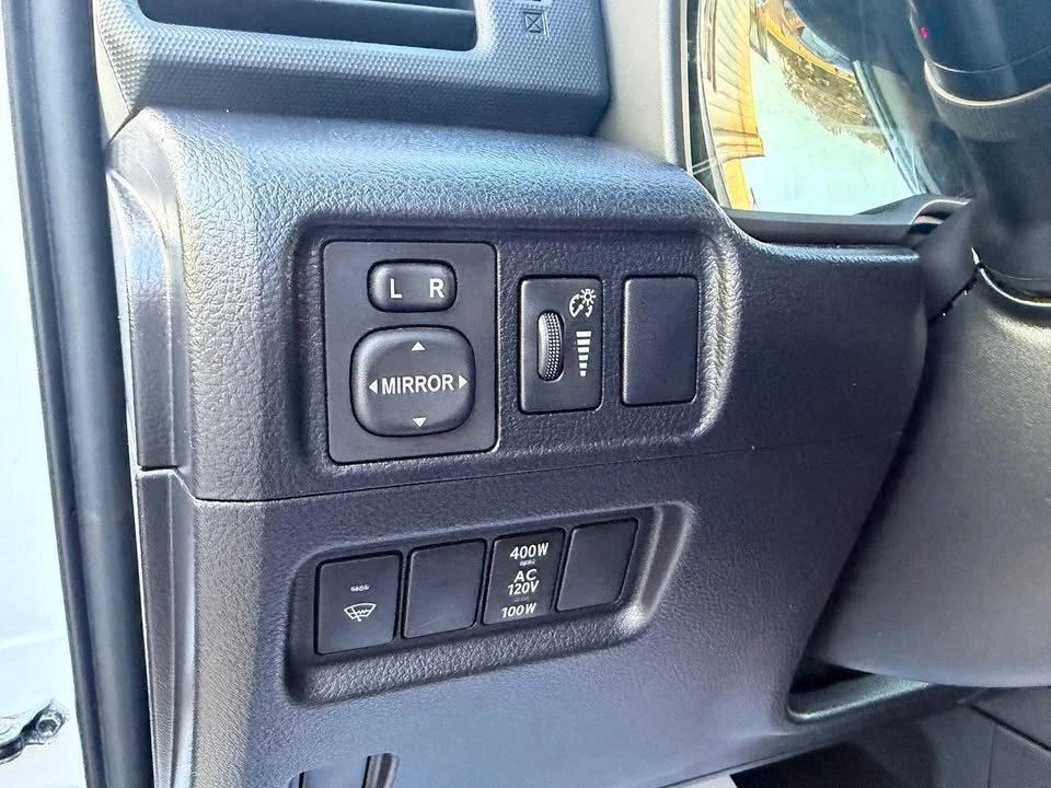 2016 Toyota 4Runner 5th Gen - Image 10 of 20