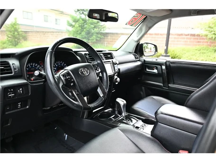 2016 Toyota 4Runner 5th Gen - Image 11 of 20