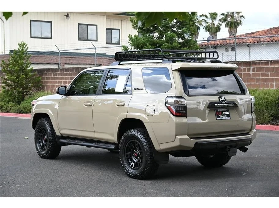 2016 Toyota 4Runner 5th Gen - Image 5 of 20