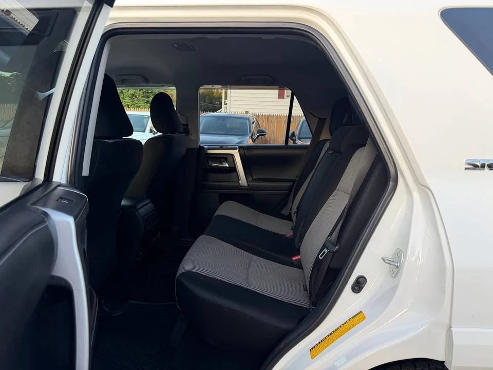 2016 Toyota 4Runner 5th Gen - Image 17 of 20