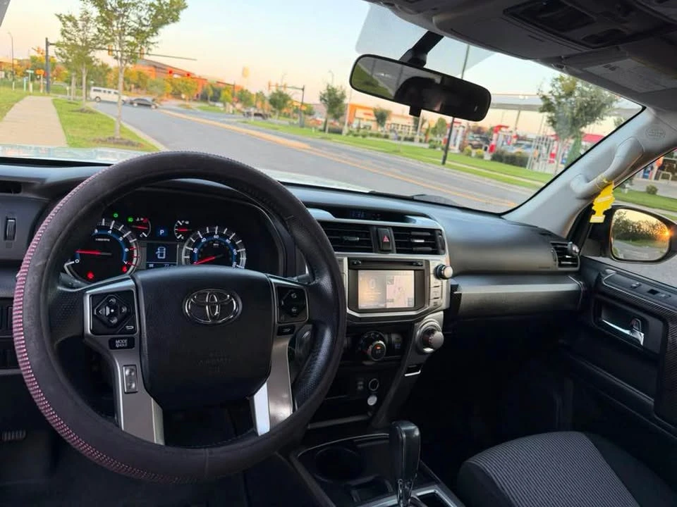 2016 Toyota 4Runner 5th Gen - Image 16 of 17