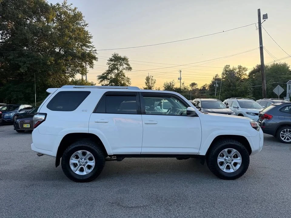 2016 Toyota 4Runner 5th Gen - Image 5 of 20