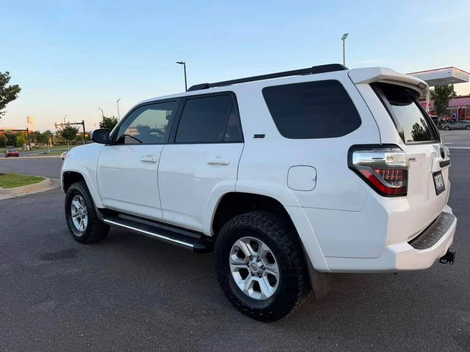 2016 Toyota 4Runner 5th Gen - Image 11 of 17