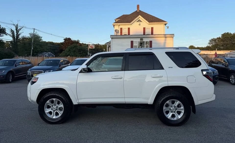 2016 Toyota 4Runner 5th Gen - Image 2 of 20