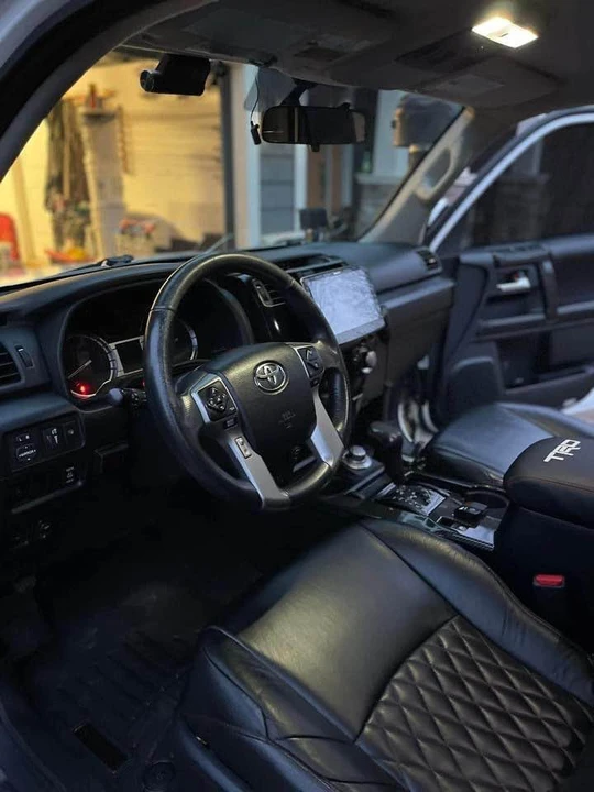 2016 Toyota 4Runner 5th Gen - Image 9 of 18